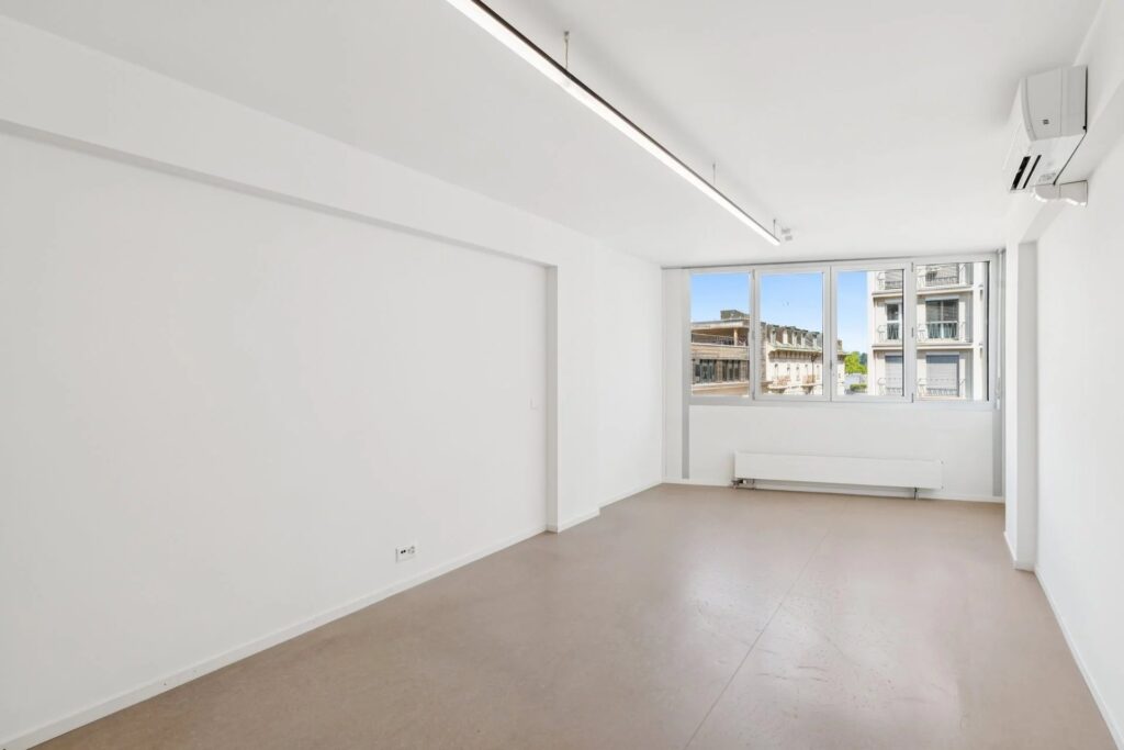 Cornavin – Bureaux 127 m² 4ème étage – Rénovés