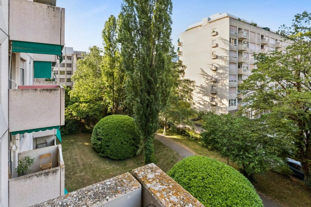 Exclusivité : Champel – appartement traversant, calme et recherché