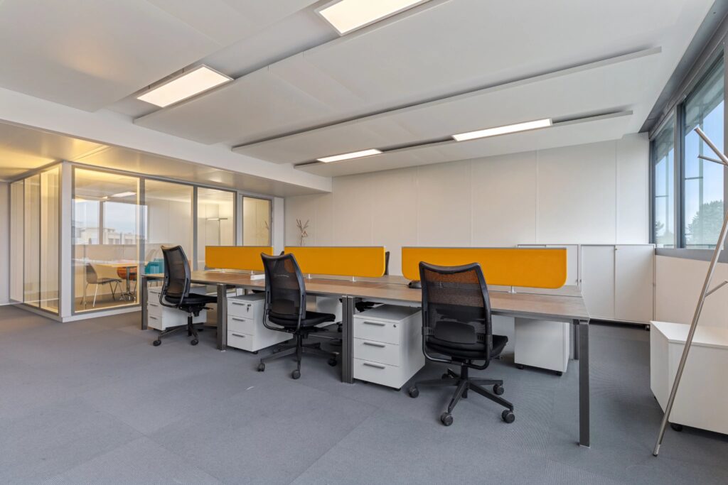 Vernier – ARCENTER : Bureaux ~117 m² – 1er étage – A LOUER