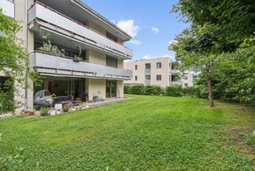 MAGNIFIQUE APPARTEMENT AVEC 4 CHAMBRES & 1300 M² DE JARDIN !