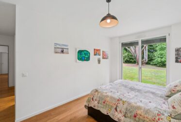 MAGNIFIQUE APPARTEMENT AVEC 4 CHAMBRES & 1300 M² DE JARDIN !