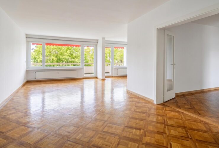 4 Rooms Flat, Flat with front and rear views