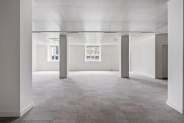 2'400 m2 de surfaces d'activité, divisibles dès 800 m2
