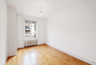 RARE A PLAINPALAIS - APPARTEMENT DE 4,5 PIECES DANS LES COMBLES