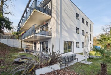 Moderne logement de 5 pièces avec jardin à Lancy
