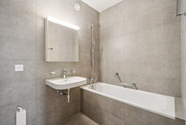 Appartement rénové de 3 pièces