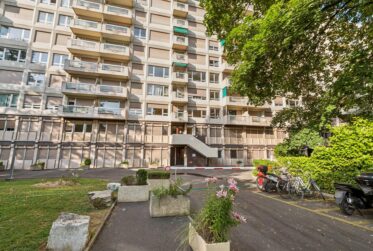4 Rooms Flat, Condominium flat