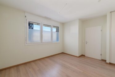 4 Rooms Flat