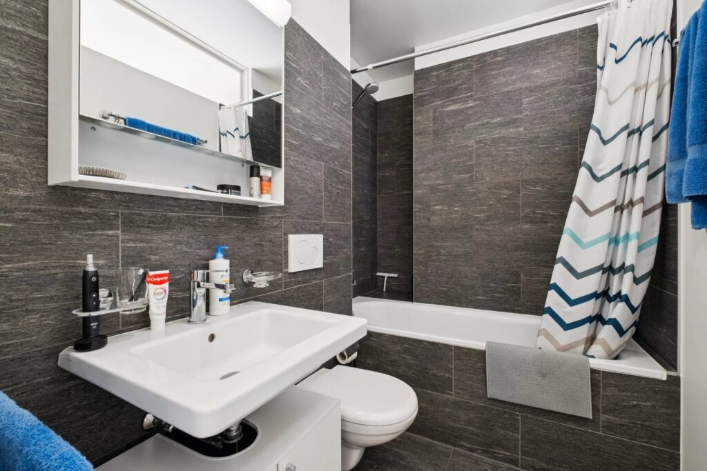 Exclusivité ! Bel appartement contemporain avec terrasse au centre ville