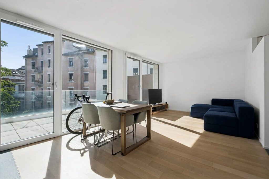 Exclusivité ! Bel appartement contemporain avec terrasse au centre ville